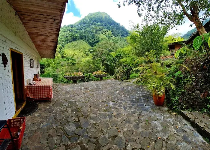 Hospedaje Pance Arí Munani Reserva Natural