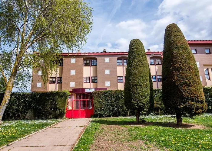 Residencia Universitaria "Rudma Hospital Del Rey" Burgos