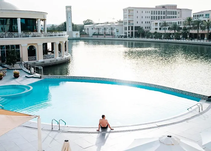 Millennium Lakeview Hotel