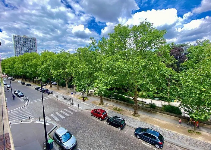 Hôtel accueillant les animaux: Luxury Paris La Vie En Rose Jacuzzi Terrasse Parking