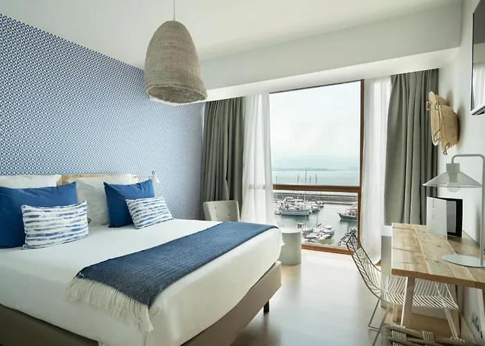 Hotel: Vincci Puertochico