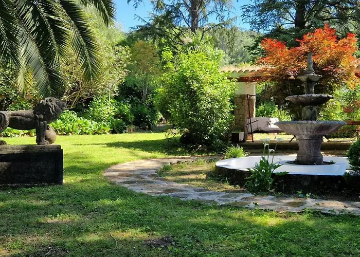 Hotel que admite mascotas: Villa Axarquía de Gredos