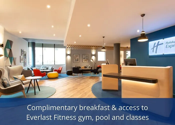 Dog friendly hotels Holiday Inn Express Cheltenham Town Centre By Ihg