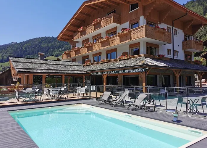 Hôtel-Chalet Les Ecureuils Restaurant, Spa, Sauna, Garage
