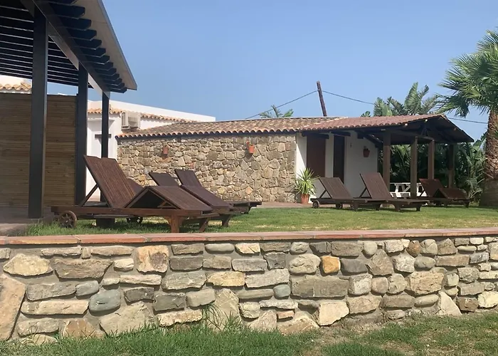 Apartamentos Villa Pirata Tarifa