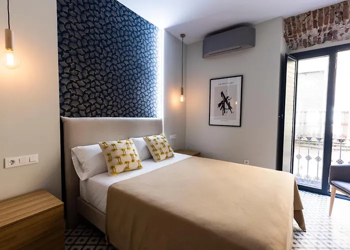 Apartamentos de diseño y céntricos en la Plaza Mayor - El Patio Trujillo