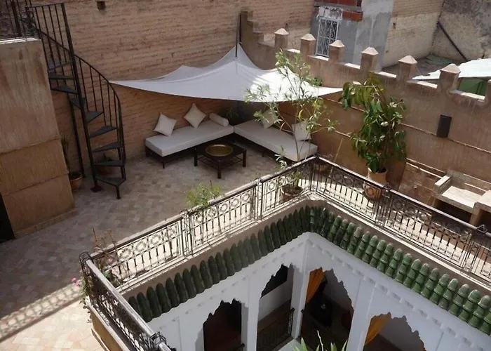  Riad Dialna