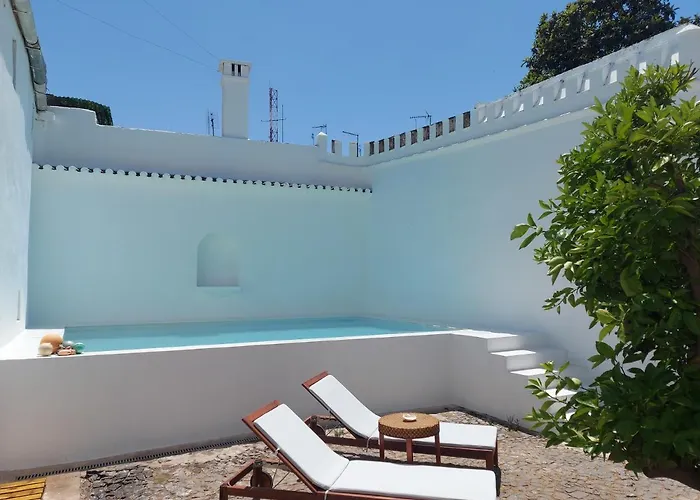 Alojamentos: Casa Ancha