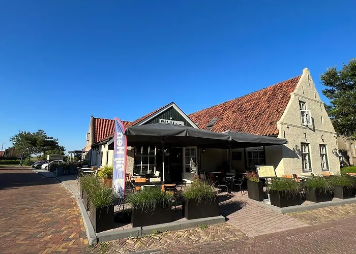 Strandhotel: Bij Hen op Ameland