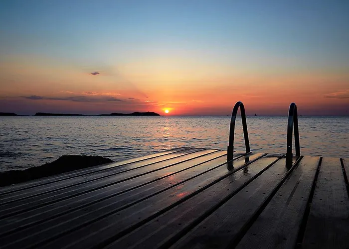 Aparthotel Nereida San Antonio 