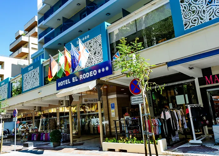 Hotel con piscina: Hotel Monarque El Rodeo