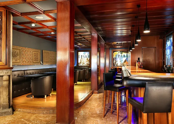 Hotel with view: Hotel Gran Derby Suites, A Small Luxury Hotel Of The World