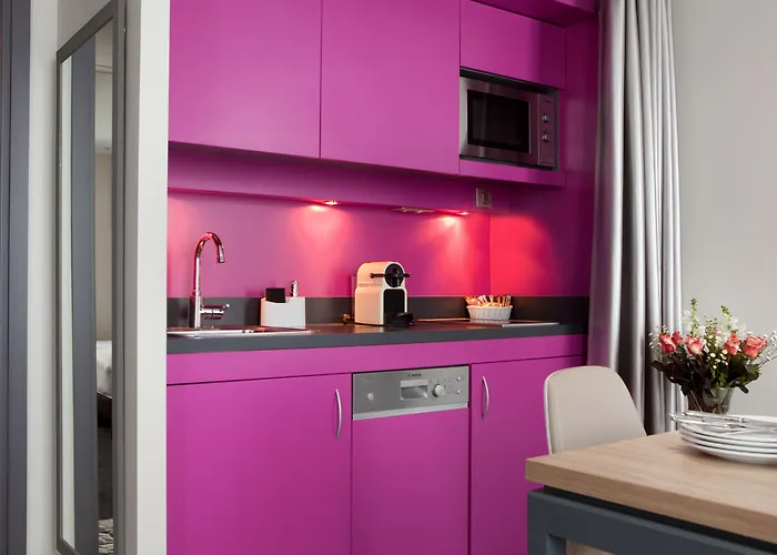 4 star hotel: Serotel Suites Opera