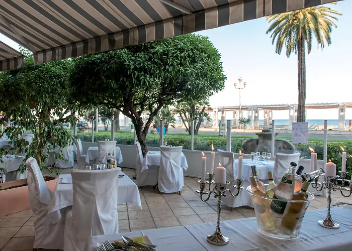 Le Royal Promenade Des