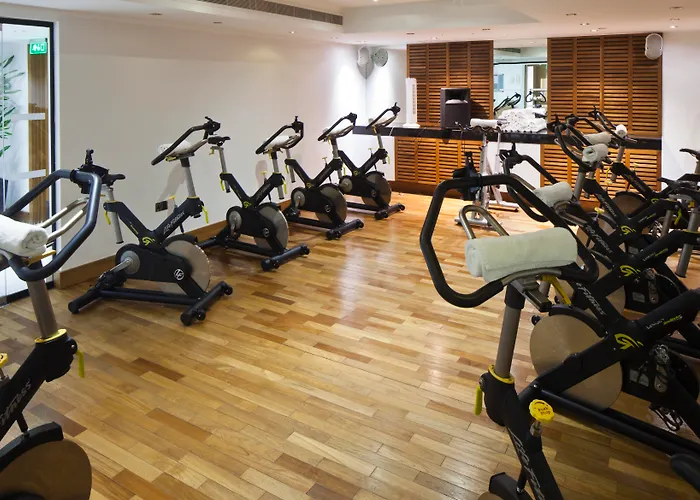 Luxury hotel only: Leonardo Royal London St Paul'S