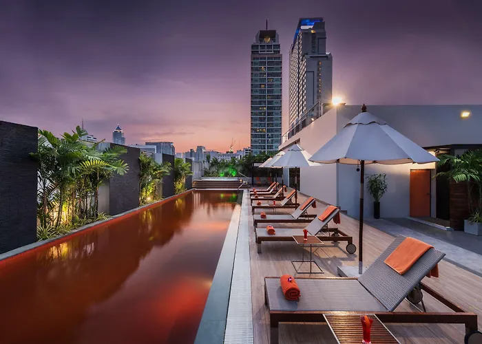 Jacuzzi-Hotel: Radisson Suites Bangkok Sukhumvit