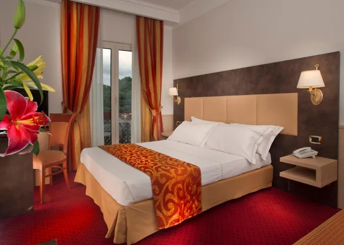Resort: Pinewood Hotel Rome