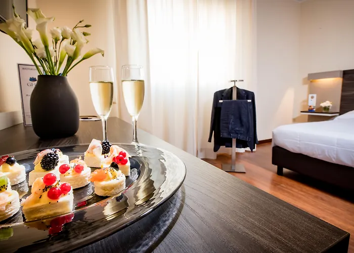 Resort: Astoria Palace Hotel