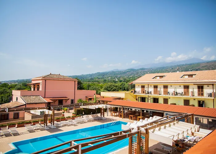 Hotel con piscina: La Terra Dei Sogni Country Hotel