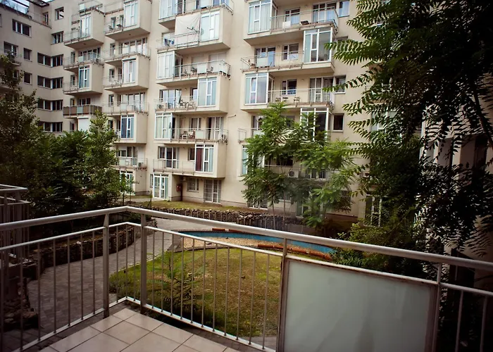 Lodge: Agape Apartments