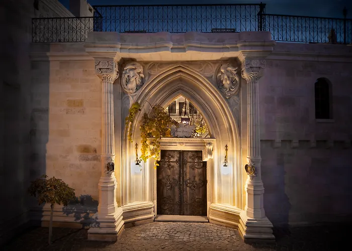 Hotel Am Sacred House (Adults Only)