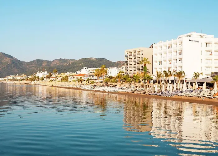 Hotel: The Beachfront Hotel Adult Only 16 Plus