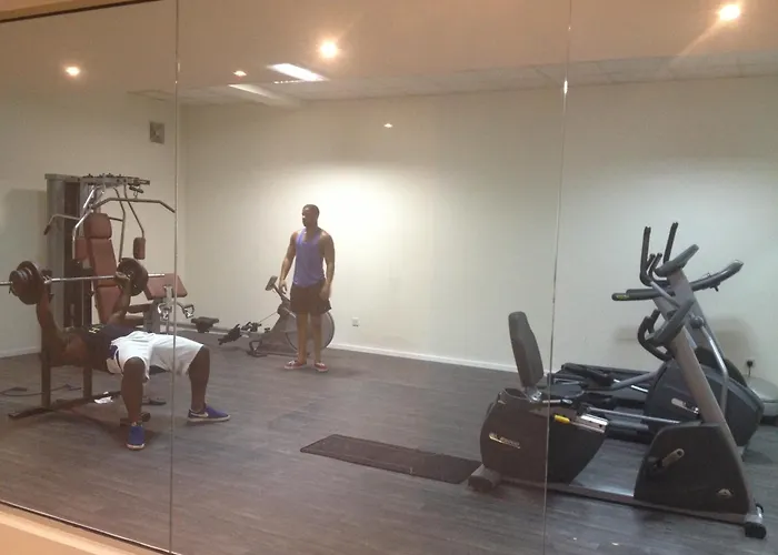 Melpo Antia Hotel & Suites