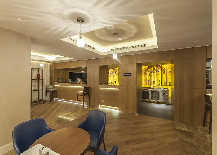 Ping Pong hotel: Le Bleu Hotel & Resort Kusadasi