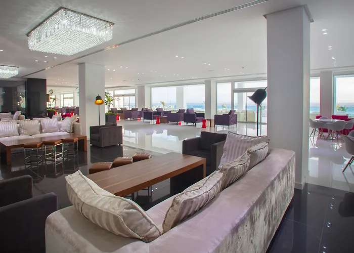 King Evelthon Beach Hotel & Resort Klorakas