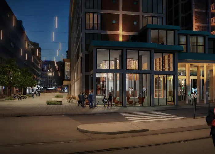 Hotel with pool: Clarion Hotel The Hub