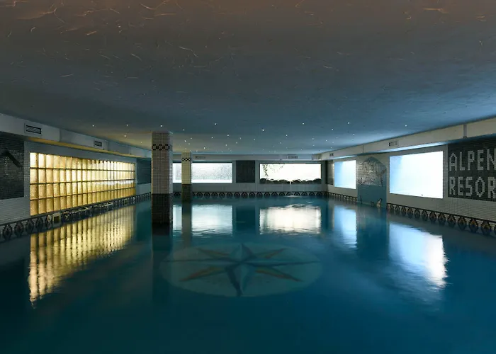 Hotel mit Pool: Alpen Resort Hotel