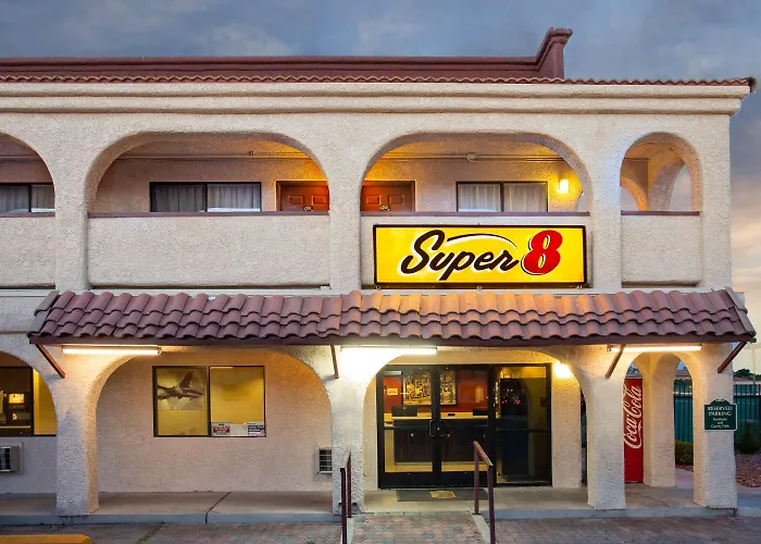Motel: Super 8 By Wyndham Las Vegas Nellis Afb Area