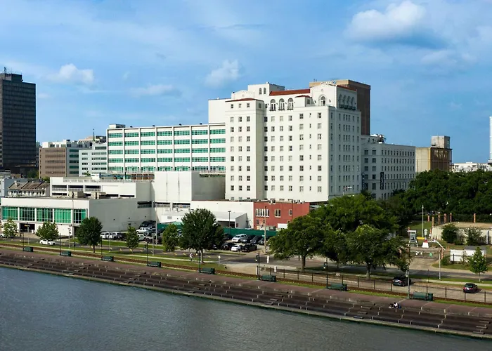 Luxury hotel only: Hilton Baton Rouge Capitol Center