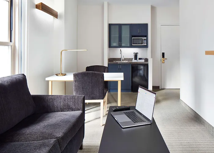 Radisson Hotel New York Wall Street