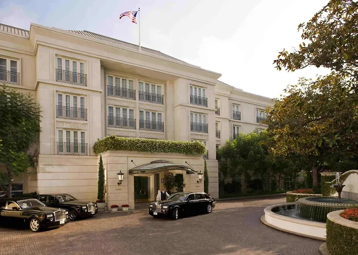 Dog friendly hotels Peninsula Beverly Hills