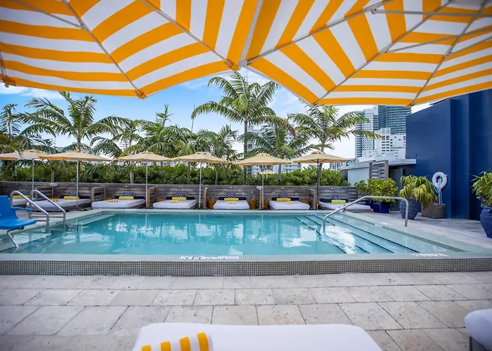 3 star hotel: Catalina Hotel & Beach Club
