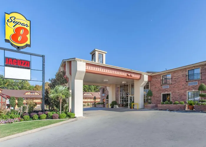 Hotels with a view Super 8 By Wyndham Tyler Tx