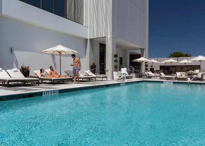 4 star hotel: Eb Hotel Miami Airport