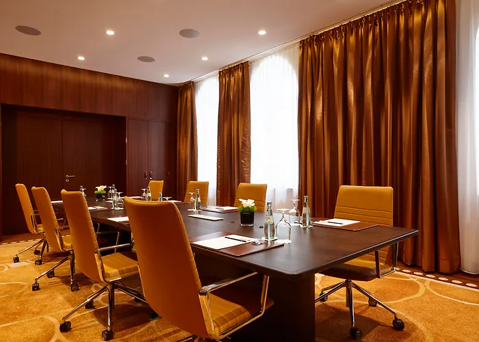 Boutique hotel only: Vier Jahreszeiten Kempinski Muenchen