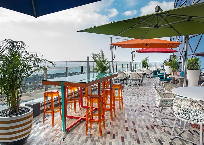 5 star hotel: Andaz Capital Gate Abu Dhabi, By Hyatt