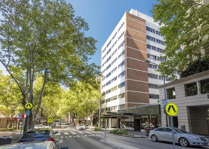 Boutique hotel only: Macleay Hotel