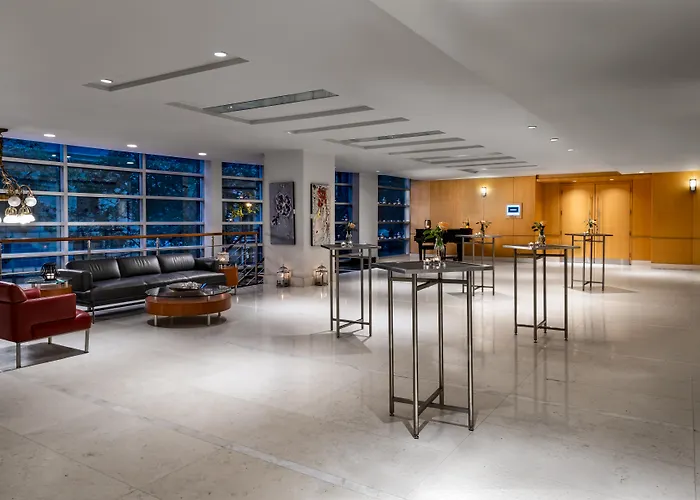 Jacuzzi hotel: Sofitel Montreal Golden Mile