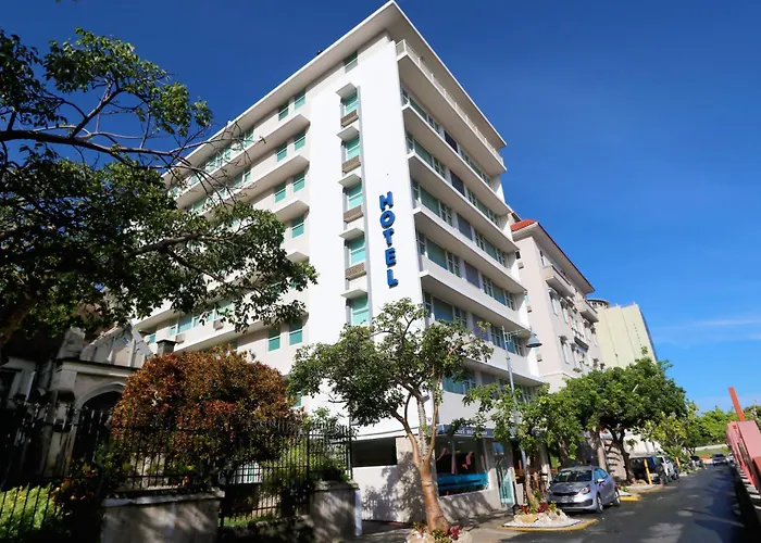 Luxury hotel only: Hotel Miramar