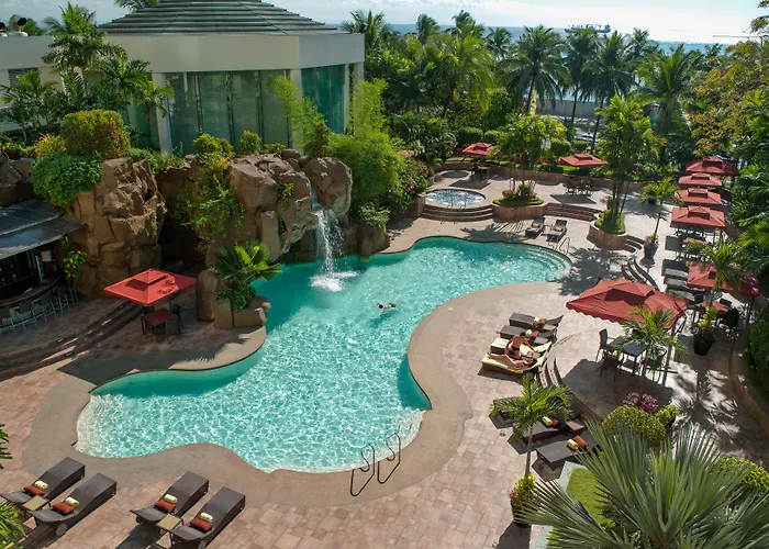 Golf Hotel: Diamond Hotel Philippines