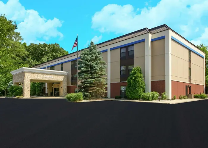 3 star hotel: Hampton Inn Portage