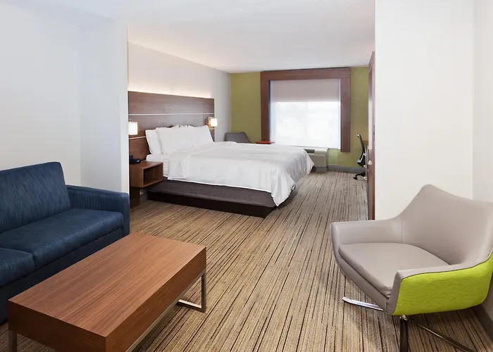 Holiday Inn Express & Suites Dothan North By Ihg