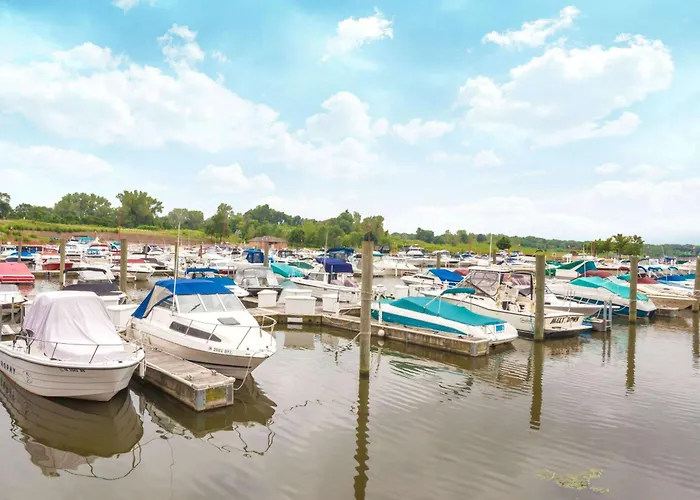 Cheap hotel: Days Inn By Wyndham Portage Indiana Dunes National Park