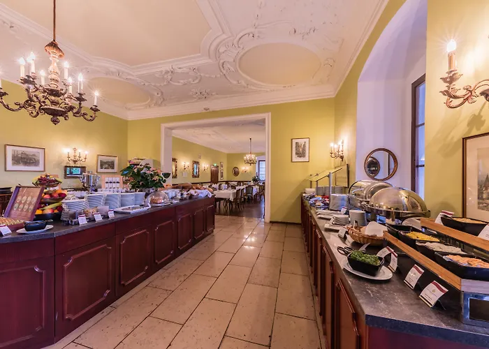 Hotel Schloss Weikersdorf Baden