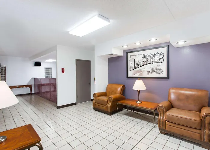 Motel: Super 8 By Wyndham Springdale Ar
