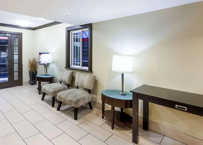 Howard Johnson By Wyndham San Diego Hotel Circle